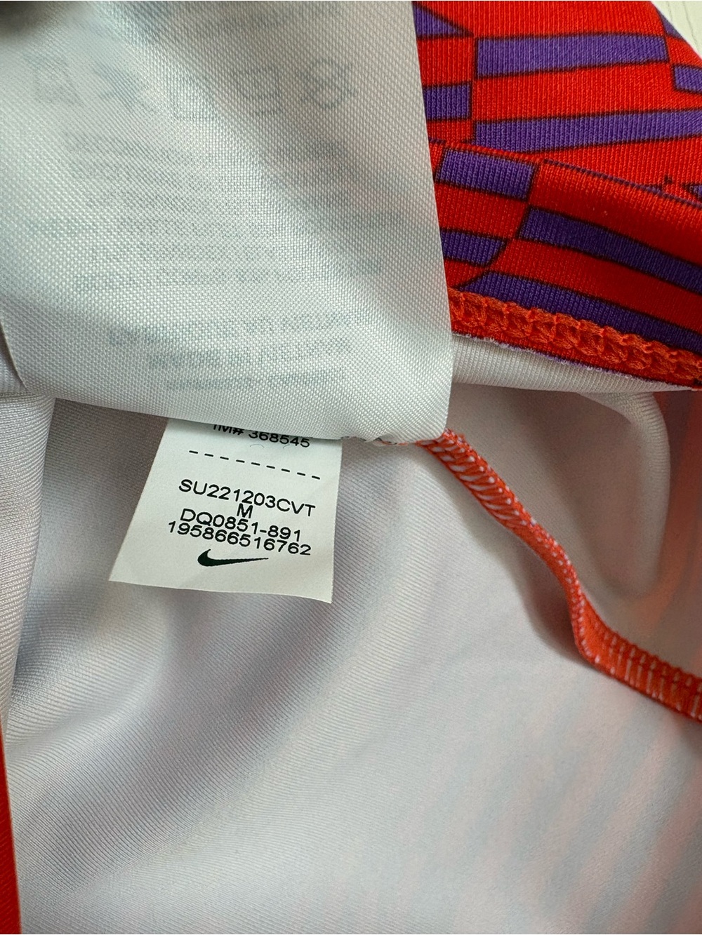 Nike Air Athletic Workout Gym Yoga Tank Vibrant Color Non padded Size Medium - Picture 6 of 6